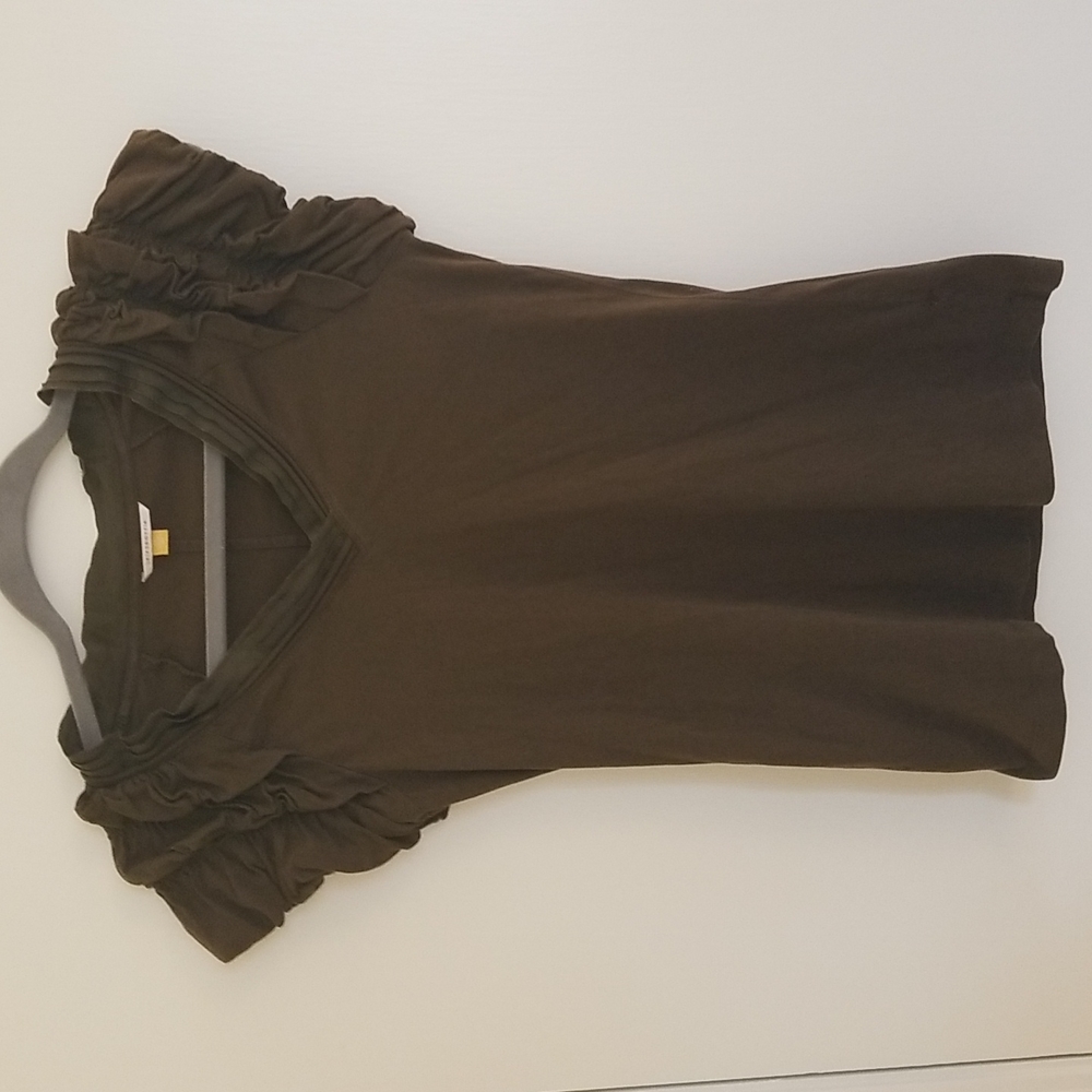 Anthropologie Leifsdottir Olive Green Ruffled Tee Shirt Top sz xs